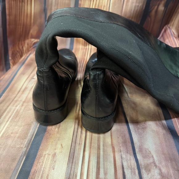 Michael Kors Leather Tall Zip Up Boots Size 11 - Picture 3 of 7